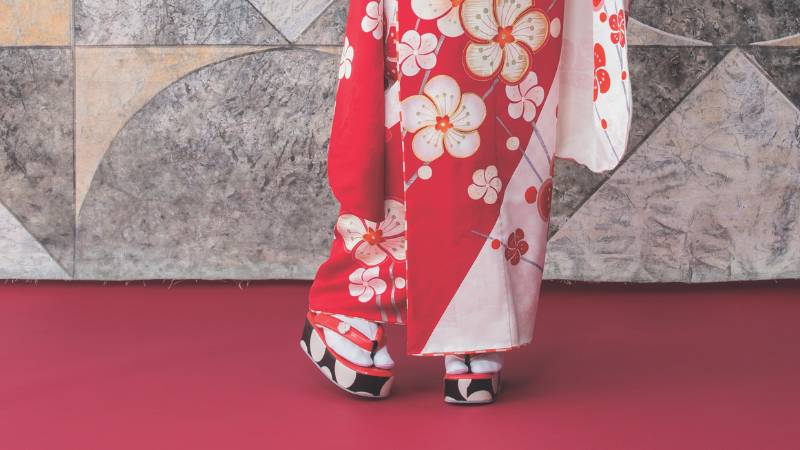 成人式の振袖着用時の厚底草履（厚底下駄）