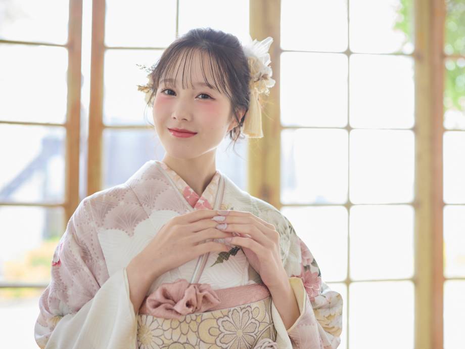 振袖レンタル くすみピンク 白 アイボリー