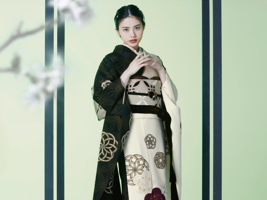 振袖レンタル 黒・アイボリー